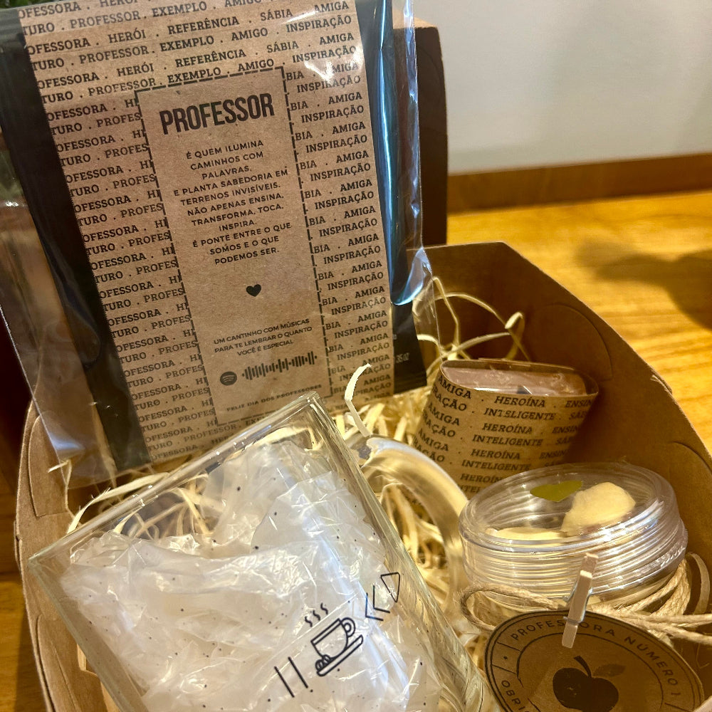 Box Carinho Dia dos Professores Caneca Pause com Tampa de Bambu