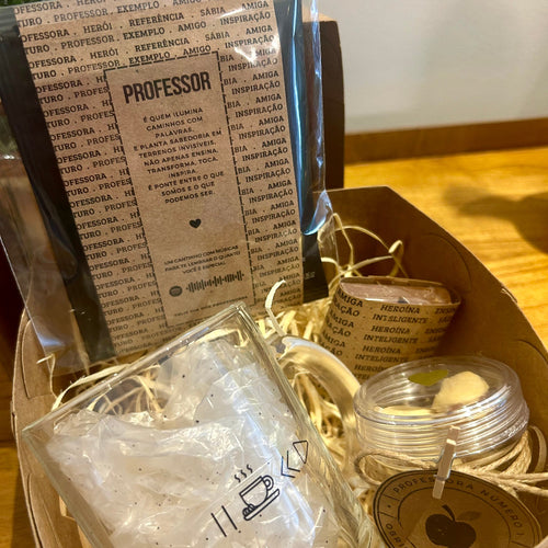 Box Carinho Dia dos Professores Caneca Pause com Tampa de Bambu